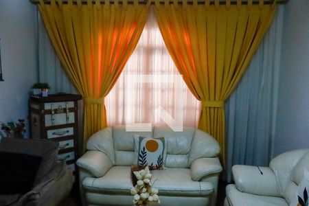 sala de casa à venda com 3 quartos, 215m² em Cidade das Flores, Osasco