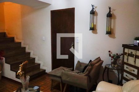 sala de casa à venda com 3 quartos, 215m² em Cidade das Flores, Osasco