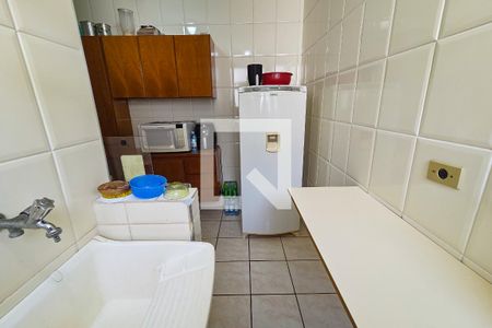 Área de Serviço de apartamento para alugar com 2 quartos, 42m² em Vila Antartica, Praia Grande