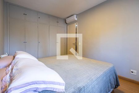 Quarto 1 de apartamento à venda com 2 quartos, 70m² em Pinheiros, São Paulo