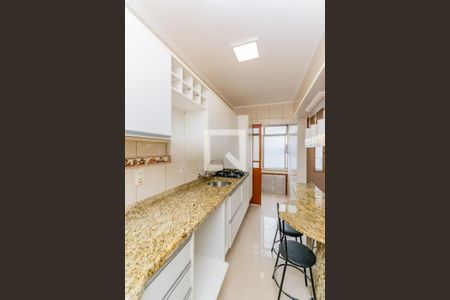 Cozinha de apartamento para alugar com 1 quarto, 48m² em Higienópolis, Porto Alegre