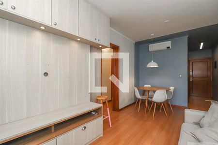 Sala de apartamento para alugar com 2 quartos, 64m² em Petrópolis, Porto Alegre
