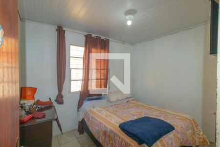 Quarto 1 de casa à venda com 2 quartos, 60m² em Guajuviras, Canoas
