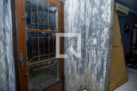 Corredor de casa para alugar com 2 quartos, 68m² em Cecília, Viamão
