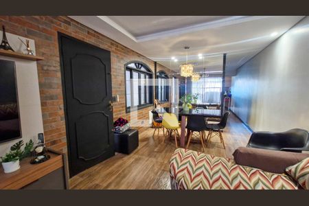 Sala de casa de condomínio para alugar com 3 quartos, 138m² em Campininha, São Paulo