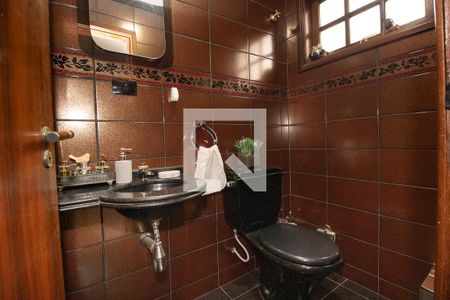 Lavabo de casa à venda com 3 quartos, 360m² em Fanny, Curitiba