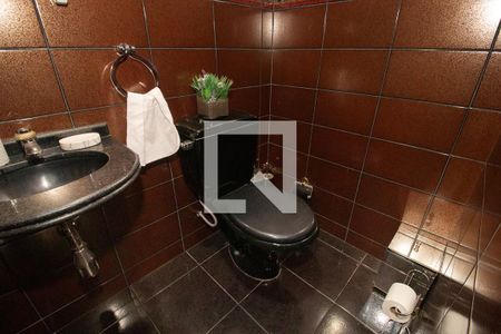 Lavabo de casa à venda com 3 quartos, 360m² em Fanny, Curitiba