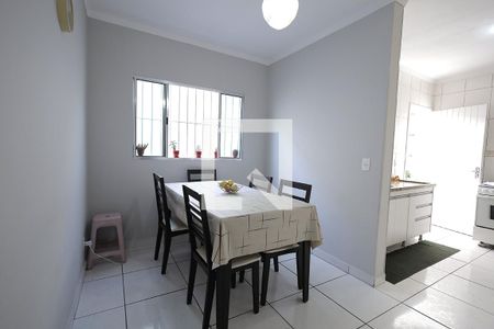 Sala de Jantar de casa à venda com 2 quartos, 90m² em Jardim Guarará, Santo André