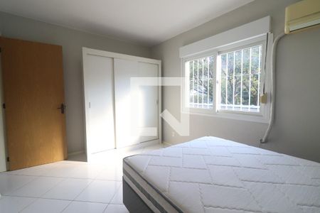 Quarto 01 de apartamento para alugar com 2 quartos, 51m² em Vila Nova, Novo Hamburgo
