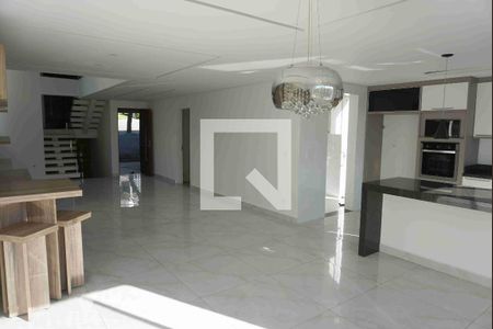 Sala de casa de condomínio à venda com 4 quartos, 470m² em Suru, Barueri