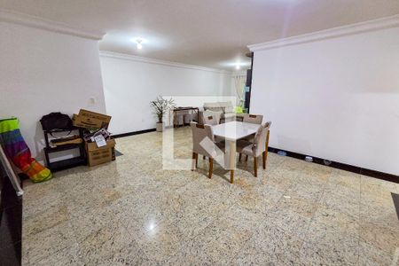 Sala de apartamento para alugar com 3 quartos, 156m² em Guilhermina, Praia Grande