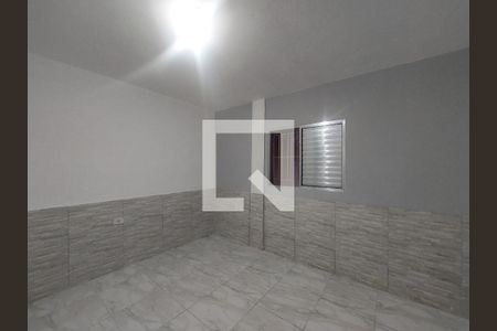 Quarto 1 de casa para alugar com 2 quartos, 120m² em Jardim Reimberg, São Paulo