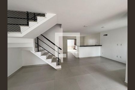 Casa à venda com 3 quartos, 110m² em Itaipu, Niterói