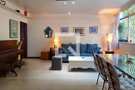 Sala 1 de apartamento à venda com 3 quartos, 148m² em Icaraí, Niterói