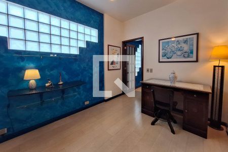 Sala 2 de apartamento à venda com 3 quartos, 148m² em Icaraí, Niterói