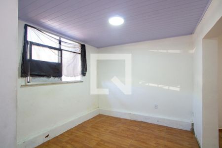 Sala de apartamento para alugar com 3 quartos, 70m² em Vila Lage, São Gonçalo