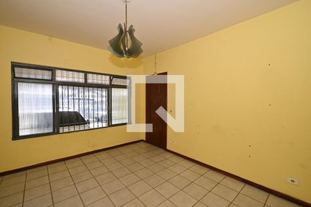 Sala de casa para alugar com 3 quartos, 150m² em Jardim Maria Duarte, São Paulo