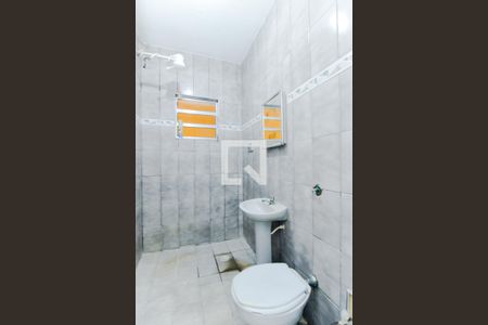 Banheiro de casa para alugar com 1 quarto, 50m² em Vila Carmela I, Guarulhos