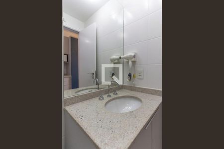 Banheiro de apartamento para alugar com 1 quarto, 30m² em Perdizes, São Paulo