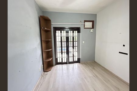 Quarto 1 de casa para alugar com 3 quartos, 121m² em Vila Valqueire, Rio de Janeiro