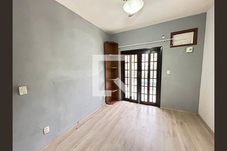 Quarto 1 de casa para alugar com 3 quartos, 121m² em Vila Valqueire, Rio de Janeiro