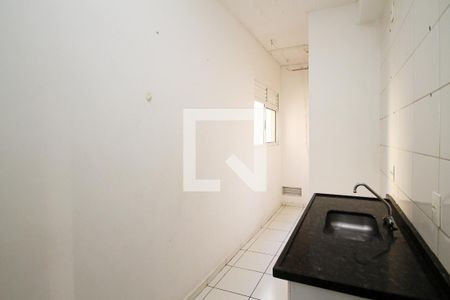 Cozinha de apartamento para alugar com 2 quartos, 42m² em Jardim Central, Cotia