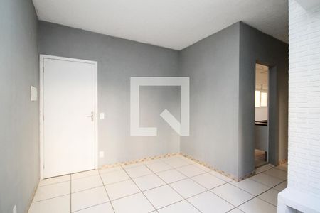Sala de apartamento para alugar com 2 quartos, 42m² em Jardim Central, Cotia