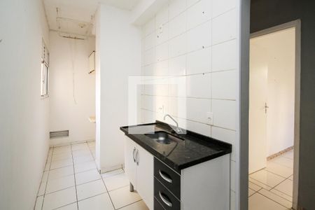 Cozinha de apartamento para alugar com 2 quartos, 42m² em Jardim Central, Cotia