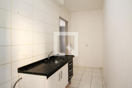 Cozinha de apartamento para alugar com 2 quartos, 42m² em Jardim Central, Cotia