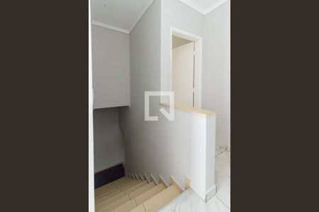 Corredor Superior de casa à venda com 3 quartos, 136m² em Vila Boacava, São Paulo
