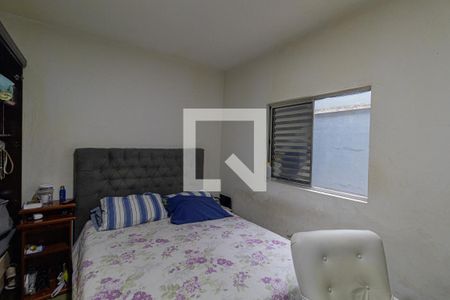 Quarto 2 de casa à venda com 2 quartos, 300m² em Cidade Líder, São Paulo
