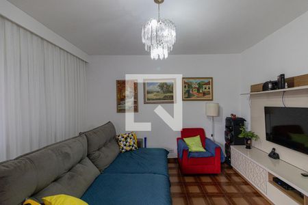 Sala de casa à venda com 2 quartos, 300m² em Cidade Líder, São Paulo