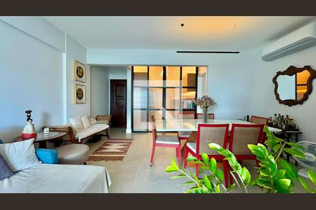 Sala de apartamento para alugar com 3 quartos, 106m² em Pituba, Salvador