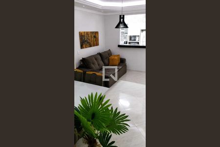 Sala de apartamento para alugar com 2 quartos, 72m² em Recreio, Rio das Ostras