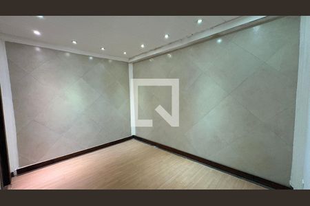 Quarto 2 de apartamento para alugar com 2 quartos, 65m² em Bingen, Petrópolis