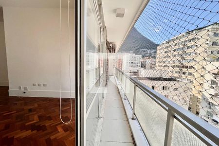 Sala  de apartamento para alugar com 2 quartos, 120m² em Lagoa, Rio de Janeiro