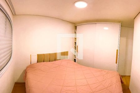 Apartamento à venda com 2 quartos, 42m² em Parque Reboucas, São Paulo