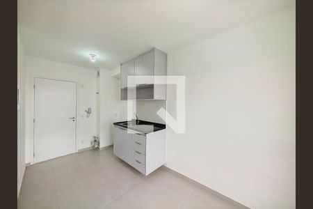 Sala / Cozinha de apartamento para alugar com 1 quarto, 30m² em Vila Gustavo, São Paulo