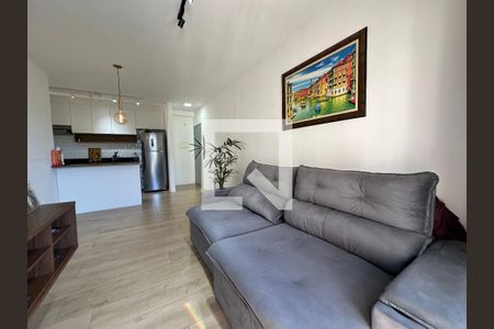 Sala de apartamento à venda com 3 quartos, 68m² em Jardim Tupanci, Barueri