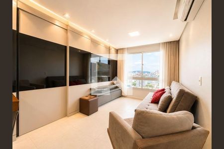 Apartamento para alugar com 3 quartos, 71m² em Partenon, Porto Alegre