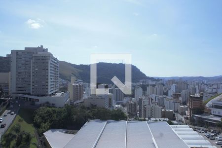 Vista Sacada Sala de apartamento para alugar com 3 quartos, 153m² em Estrela Sul, Juiz de Fora