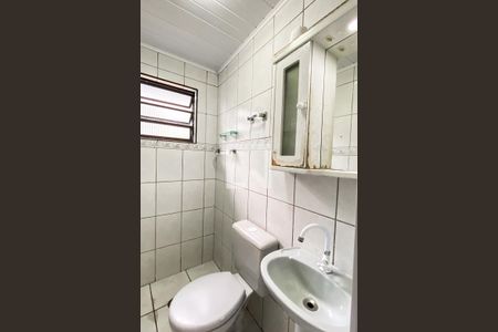 Banheiron de casa para alugar com 1 quarto, 50m² em Jardim Fernandes, São Paulo