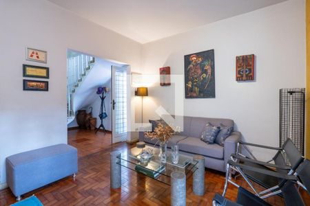 Casa à venda com 4 quartos, 207m² em Campo Belo, São Paulo