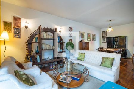Casa à venda com 4 quartos, 207m² em Campo Belo, São Paulo