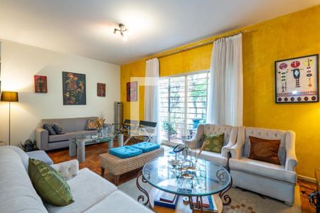 Casa à venda com 4 quartos, 207m² em Campo Belo, São Paulo