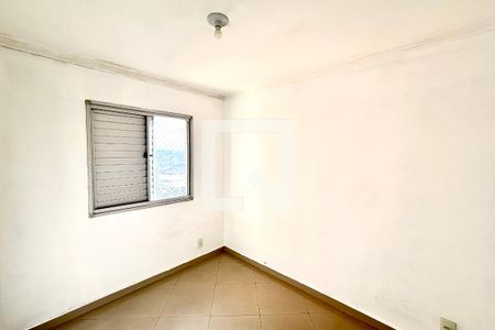 Quarto 1 de apartamento para alugar com 2 quartos, 41m² em Vila Lourdes, Ferraz de Vasconcelos