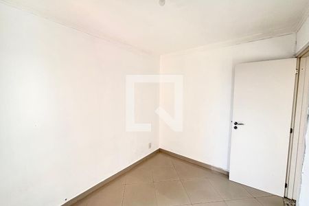 Quarto 1 de apartamento para alugar com 2 quartos, 41m² em Vila Lourdes, Ferraz de Vasconcelos