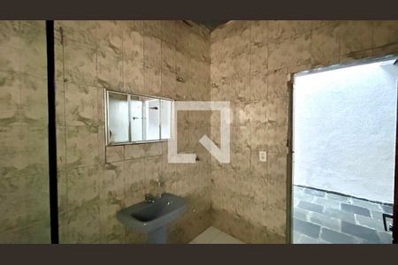Banheiro  de casa para alugar com 1 quarto, 55m² em Parque Primavera, Guarulhos