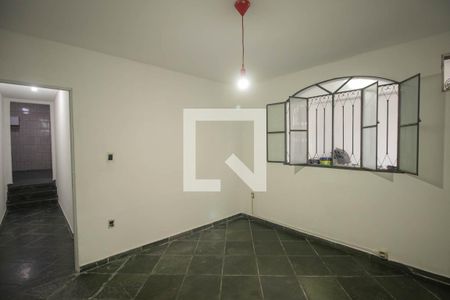 Quarto 1 de casa para alugar com 2 quartos, 50m² em Nova Cidade, São Gonçalo