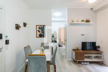 Sala de apartamento para alugar com 1 quarto, 43m² em Santo Cristo, Rio de Janeiro